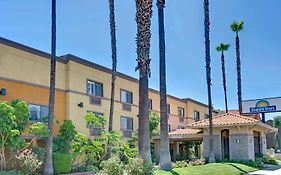 Days Inn By Wyndham West Covina